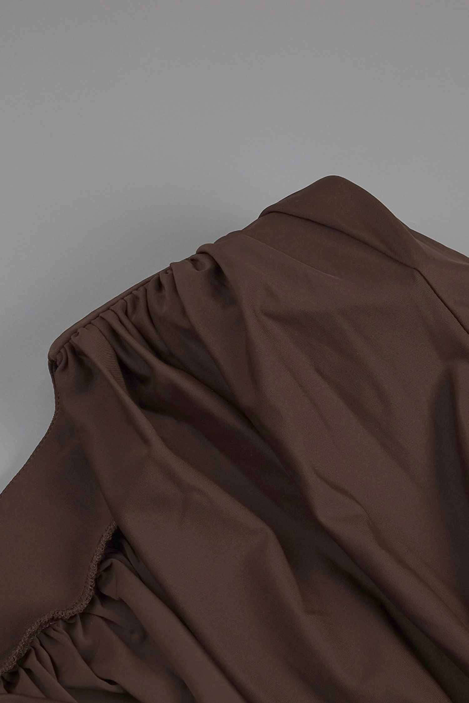 Brown V-Neck Maxi Dress with Belted Waist and Puffed Sleeves Dress