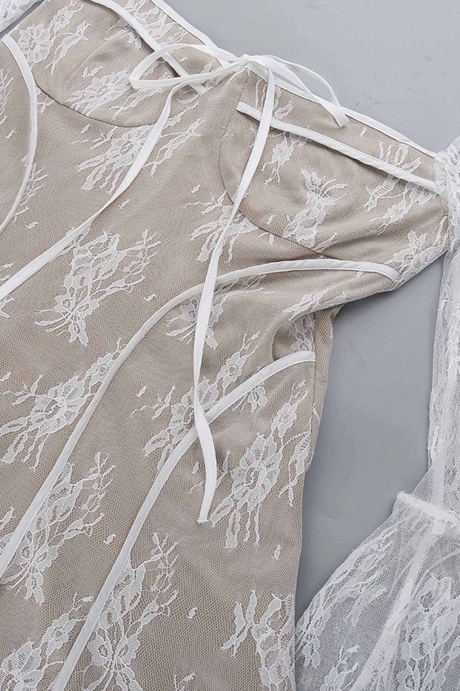 Vintage Bell Sleeve Lace Dress